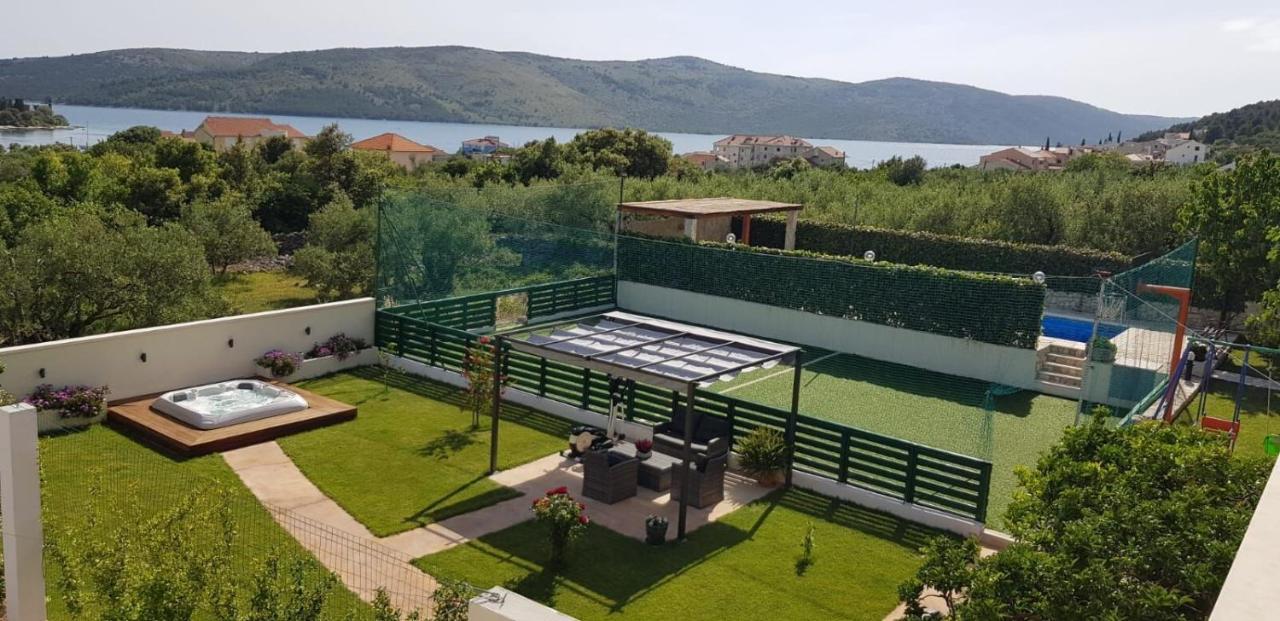 Apartments Mirko Сегет Враница Екстериор снимка