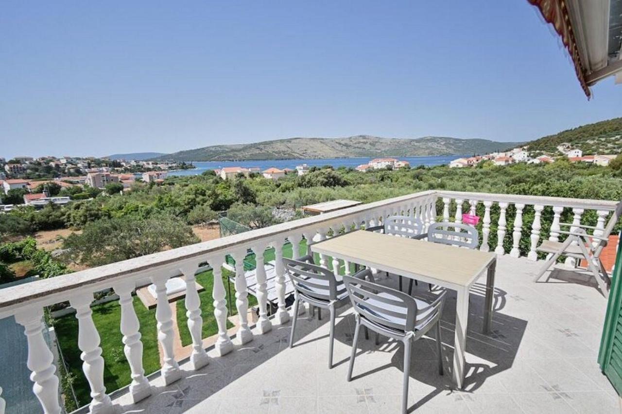Apartments Mirko Сегет Враница Екстериор снимка