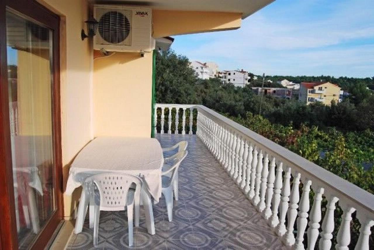 Apartments Mirko Сегет Враница Екстериор снимка