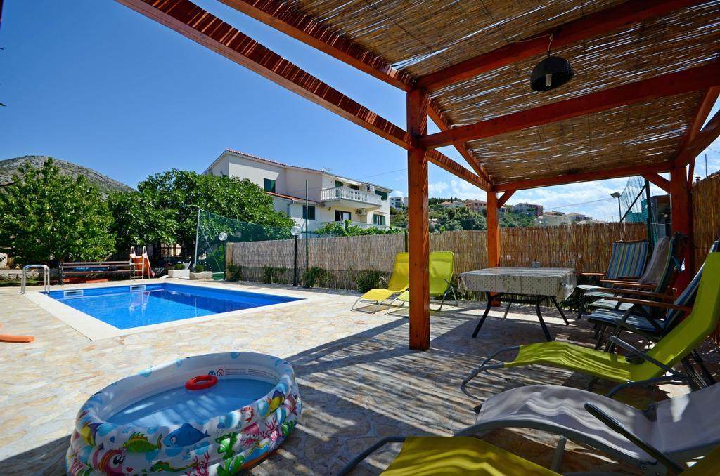 Apartments Mirko Сегет Враница Екстериор снимка